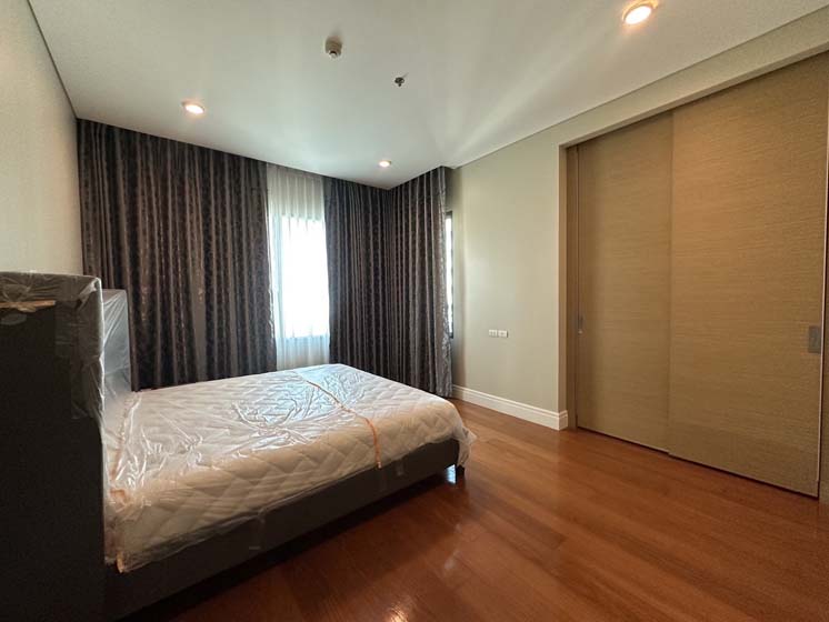 Condominium in Sukhumvit : Bright Sukhumvit 24 